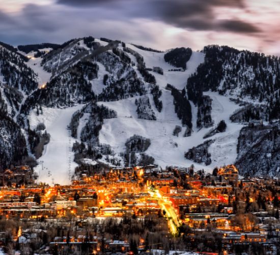 photo of downtown aspen and aspen mountain in winter