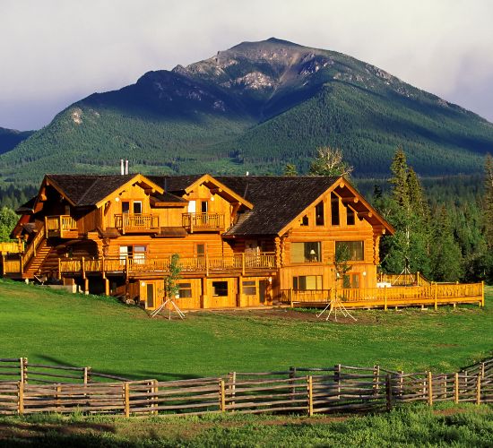 photo of a mountain mansion in colorado
